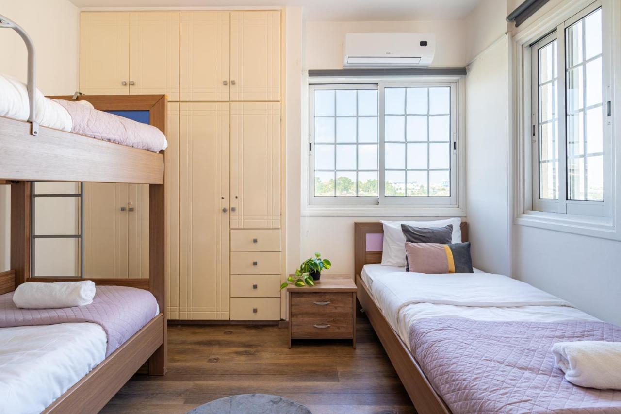 Araminta 2-Bedroom Apartment In Larnaca Eksteriør billede